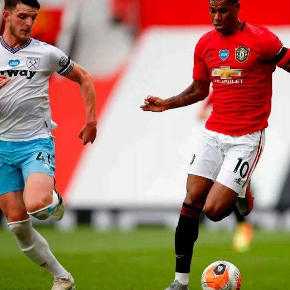 拉什福德头球：足球战术执行与团队精神的亨利点评